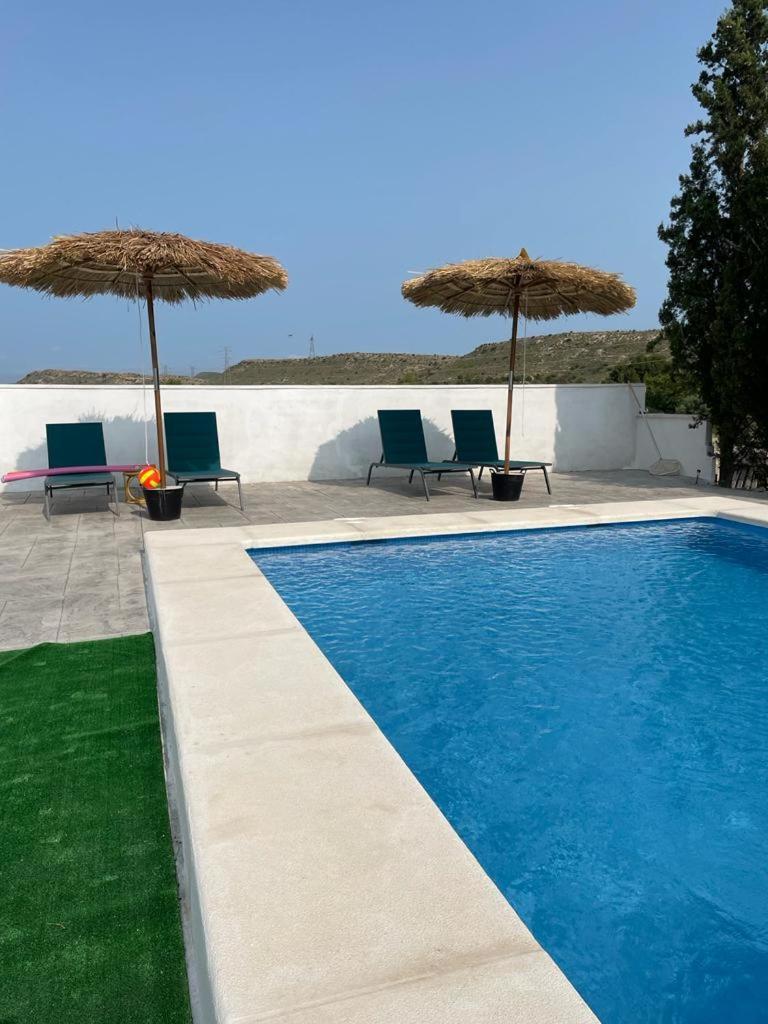 Casa Rural Con Piscina Climatizada Y Barbacoa A 10 Km De Alicante Y Playas, 3000 M2 De Terreno エルチェ エクステリア 写真